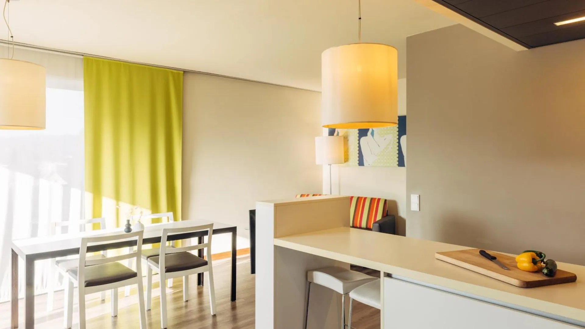 Harry'S Home Hart Bei Graz Hotel & Apartments