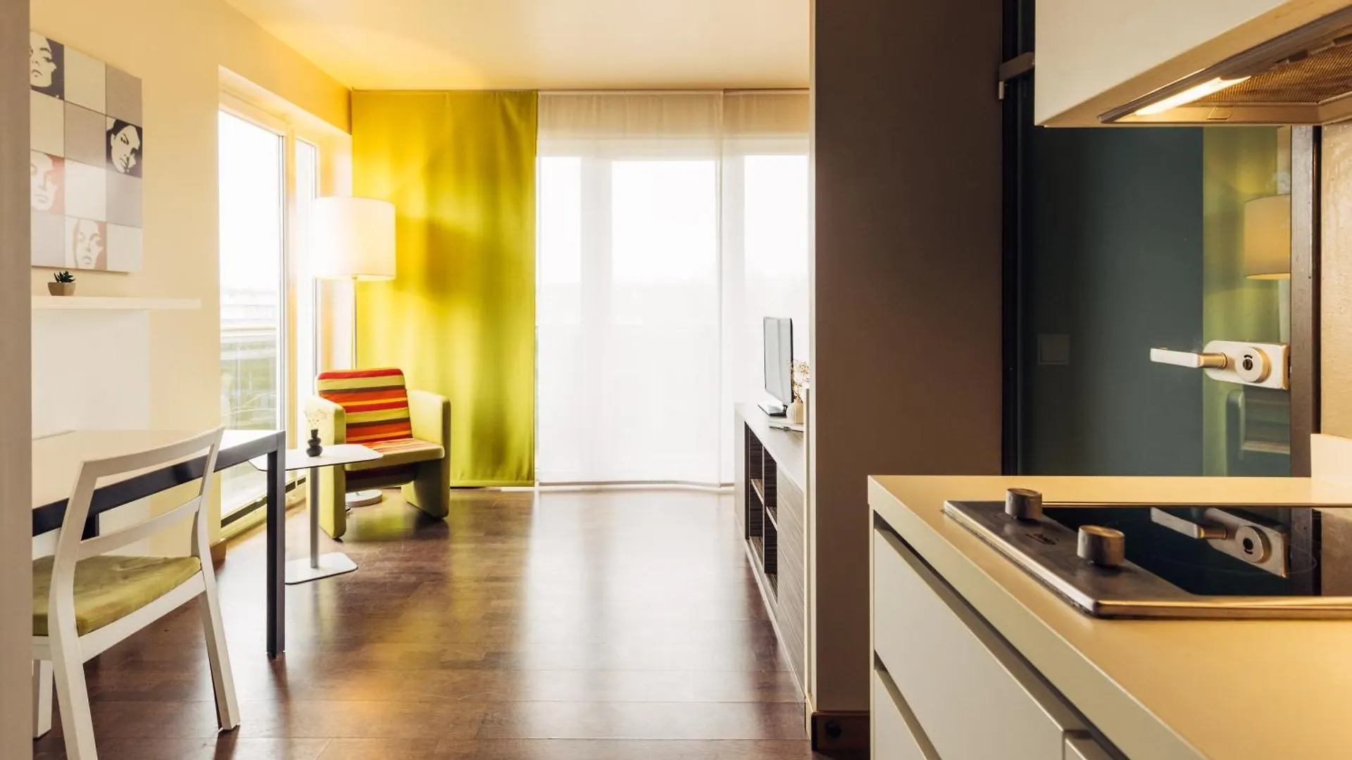 Harry'S Home Hart Bei Graz Hotel & Apartments
