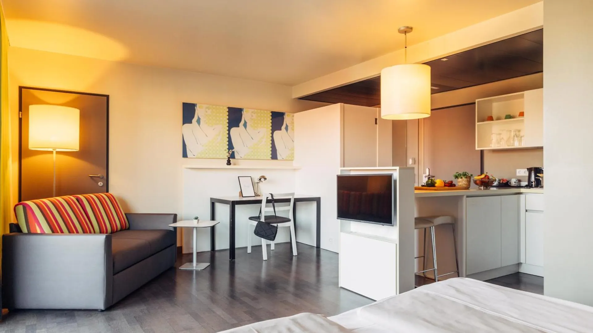 Harry'S Home Hart Bei Graz Hotel & Apartments