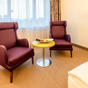Plaza Premium 4*, Vienna Austria