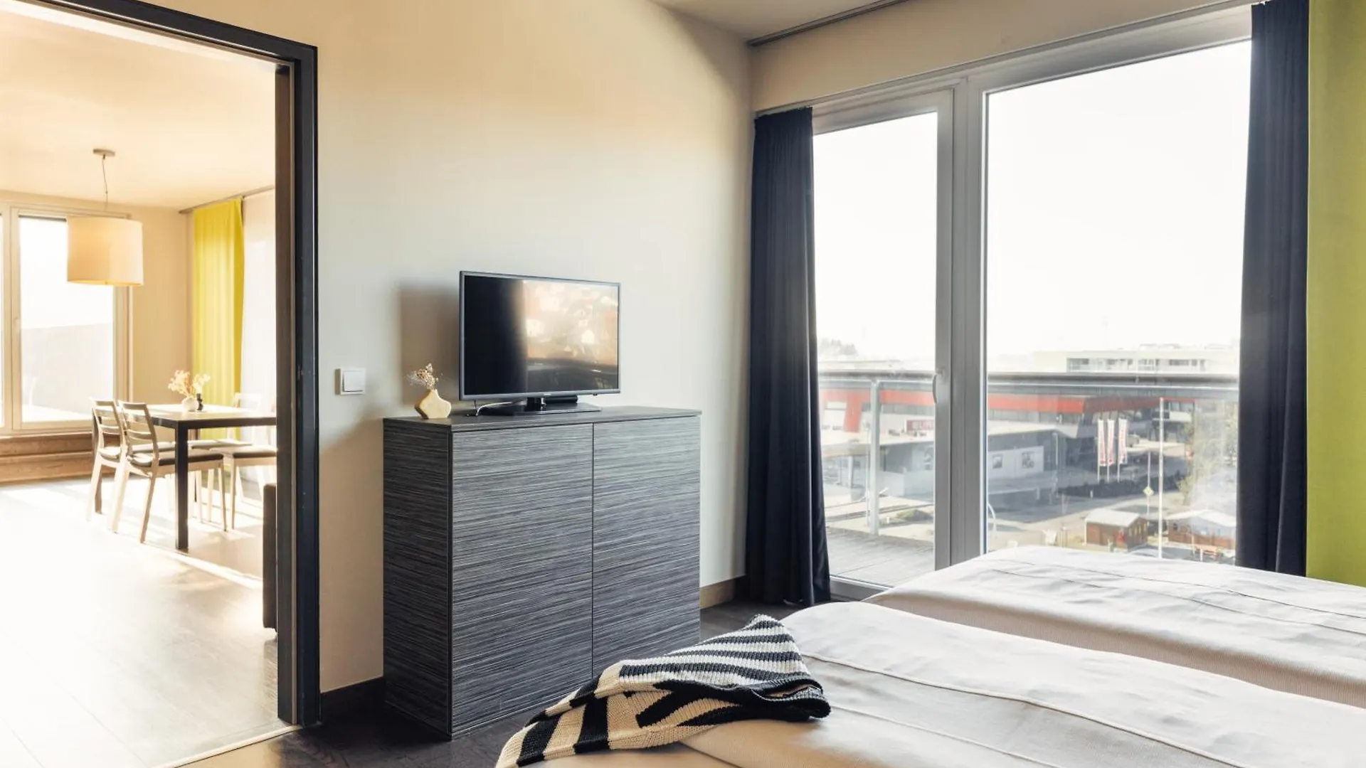 Harry'S Home Hart Bei Graz Hotel & Apartments