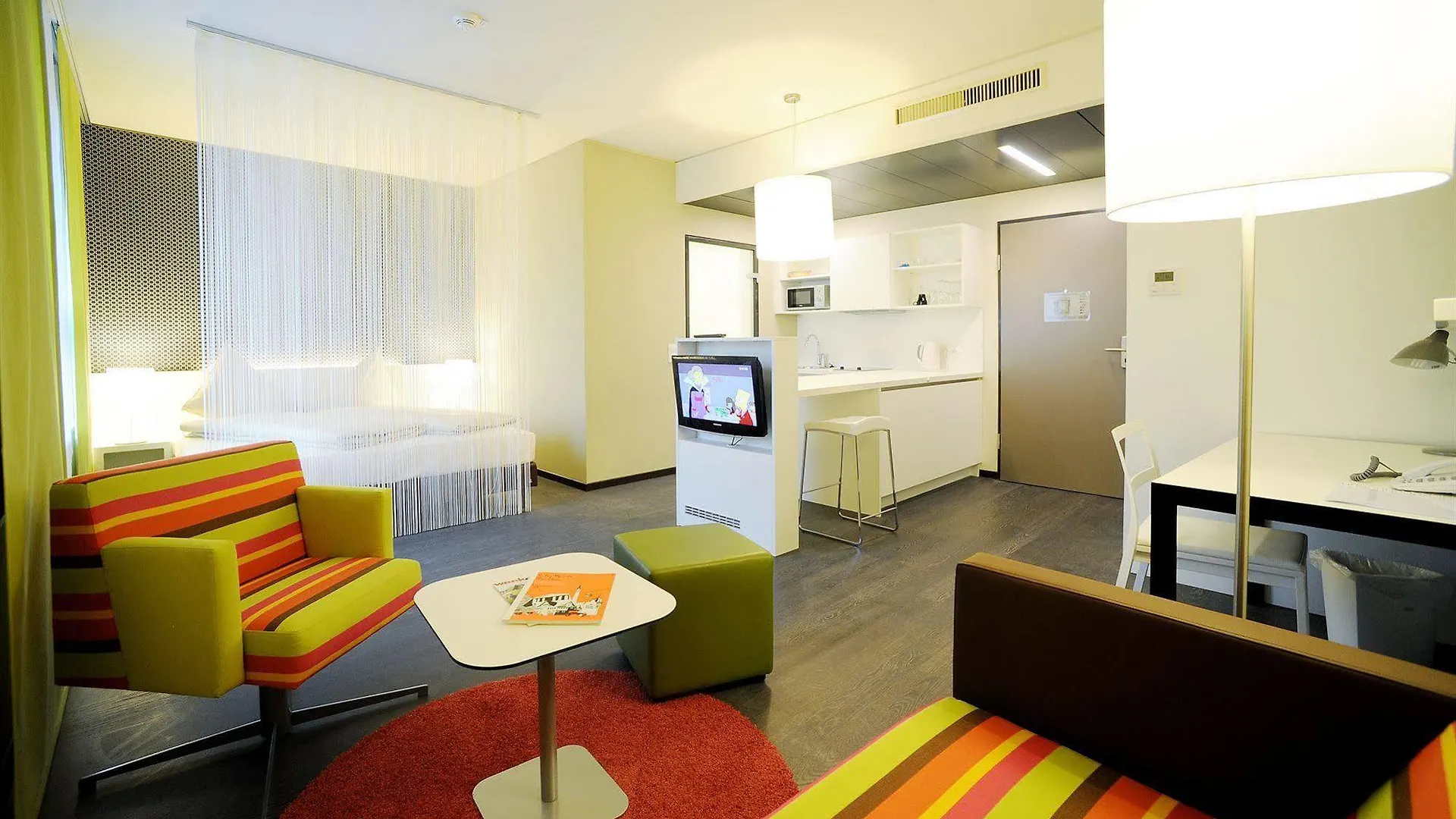 Harry'S Home Hart Bei Graz Hotel & Apartments 4*,
